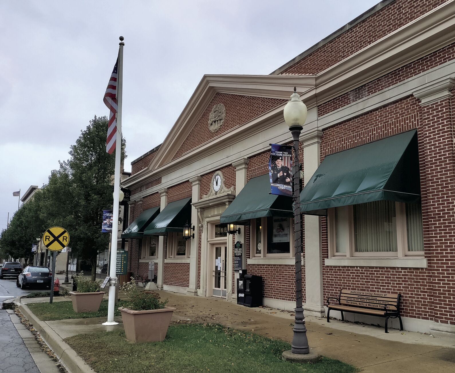 Three Oaks Building